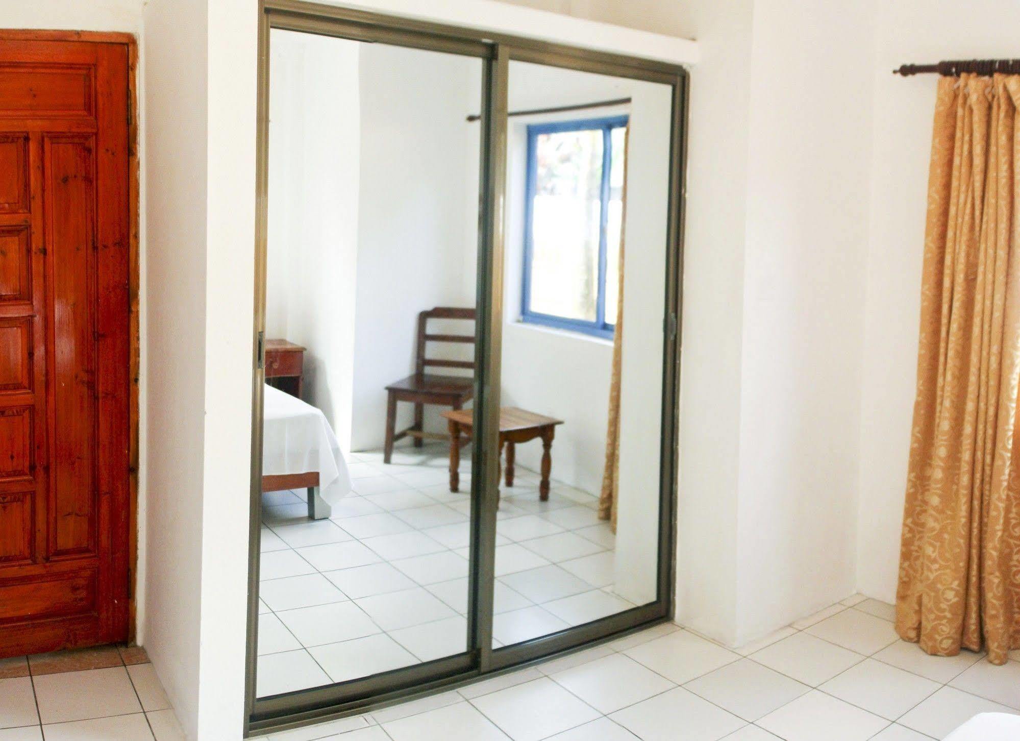 Vicky'S Holiday Apartment Beau Vallon  Εξωτερικό φωτογραφία