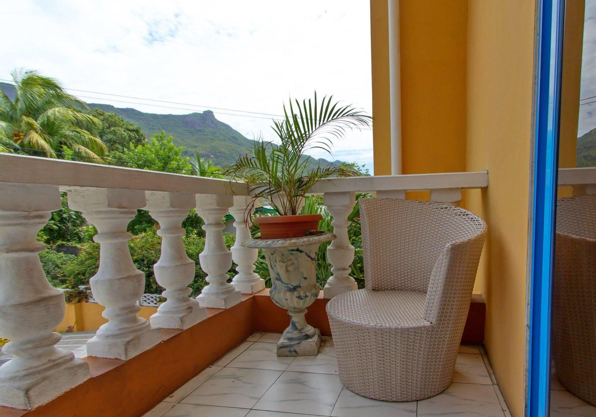 Vicky'S Holiday Apartment Beau Vallon  Εξωτερικό φωτογραφία