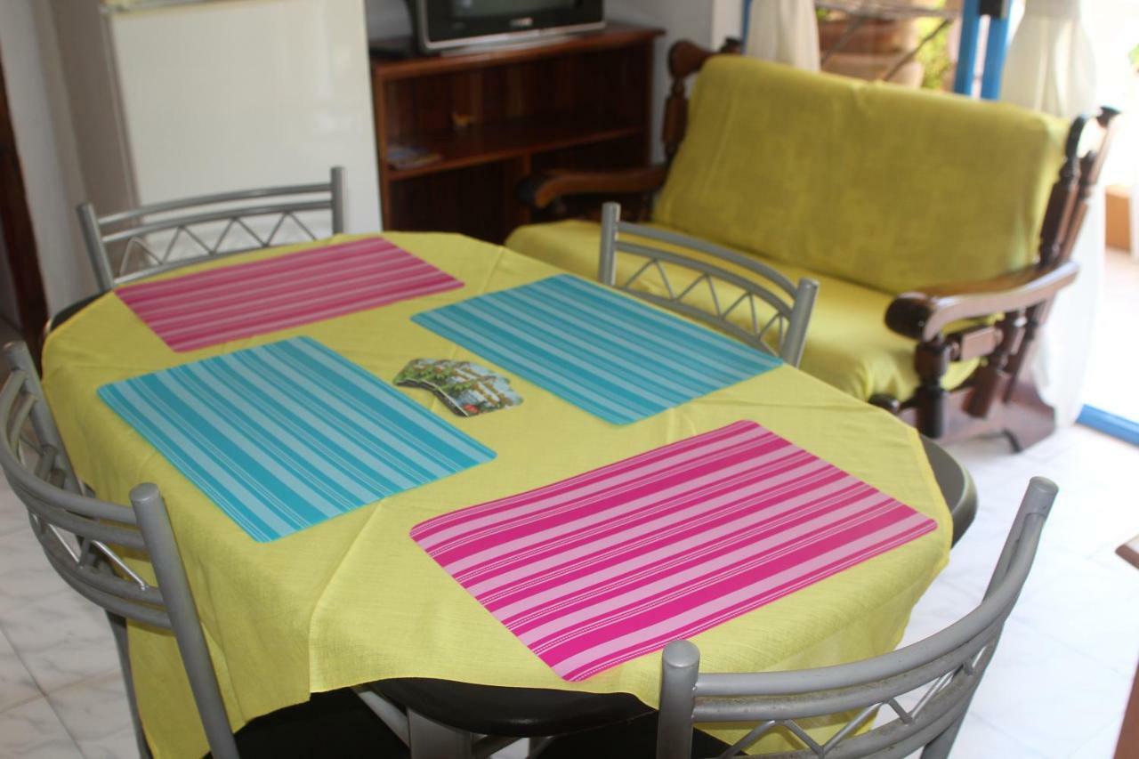 Vicky'S Holiday Apartment Beau Vallon  Εξωτερικό φωτογραφία